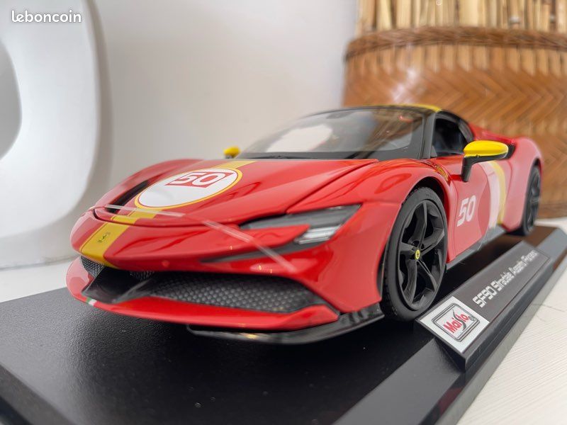 FERRARI SF 90 ASSETTO FIORANNO voiture de collection MAISTO neuve échelle 1/18 (image 5)