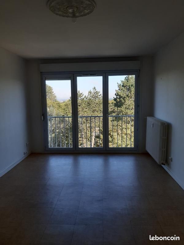 Appartement 4 pièces 75 m² · à Autun · 75 m² · 639 €/mois