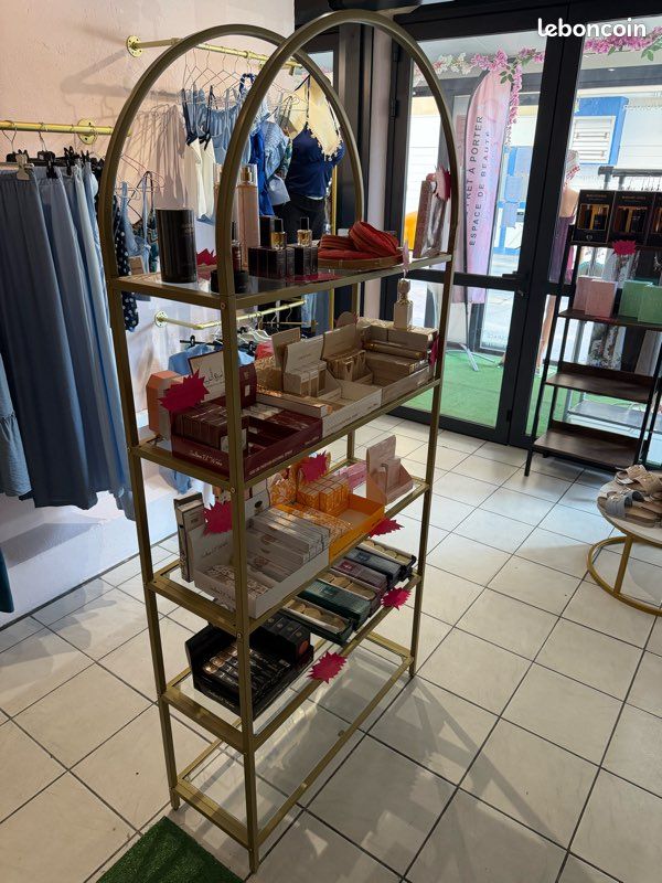 🔥 destockage total à perte – lot boutique femme + mobilier 2 500  🔥 (image 9)