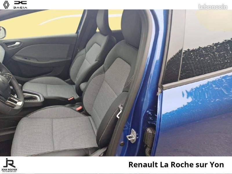 Renault Clio 1.6 E-Tech 145ch full hybrid Techno - 25b (image 3)