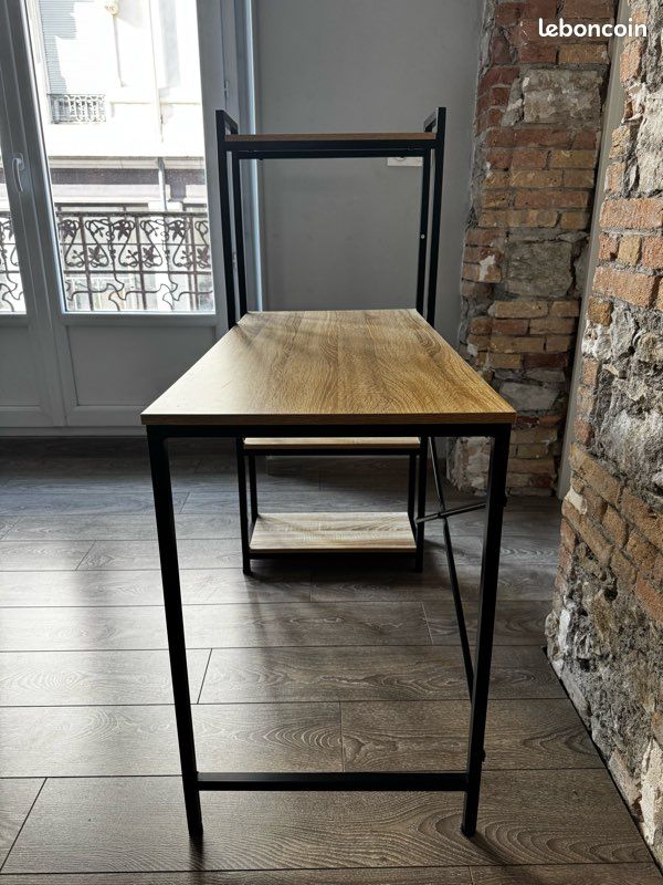 Bureau but (image 4)