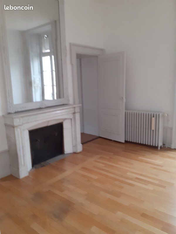 Appartement 4 pièces 93 m² · à Lons-le-Saunier · 93 m² · 600 €/mois
