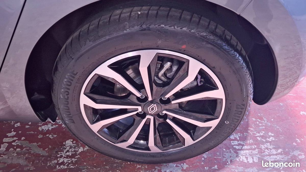 Renault clio e tech full hybrid 145 ch gsr2 techno (image 10)