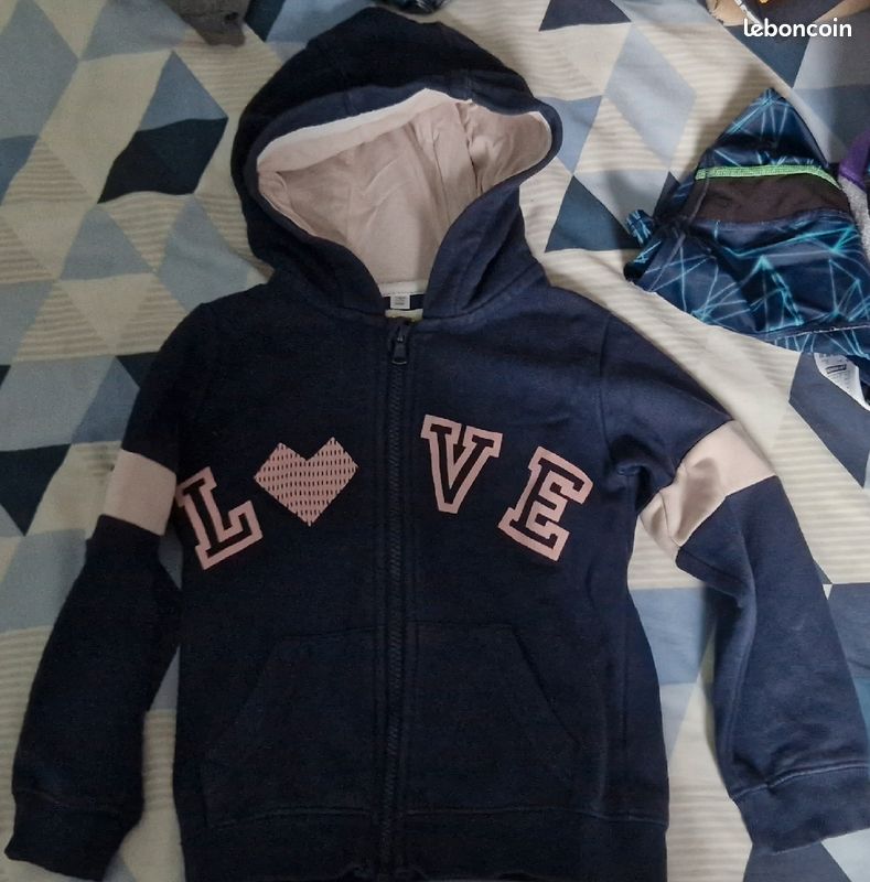 Veste zippée 6 ans (image 1)