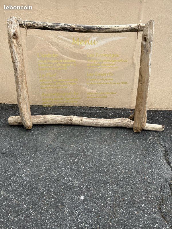 Porte menu bois flotté mariage (image 1)