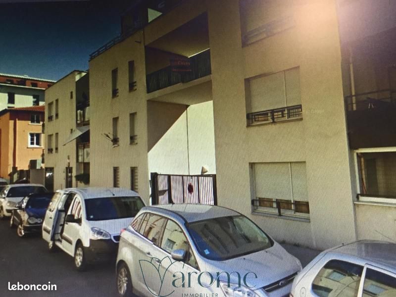 Parking/box Villeurbanne · 95 €