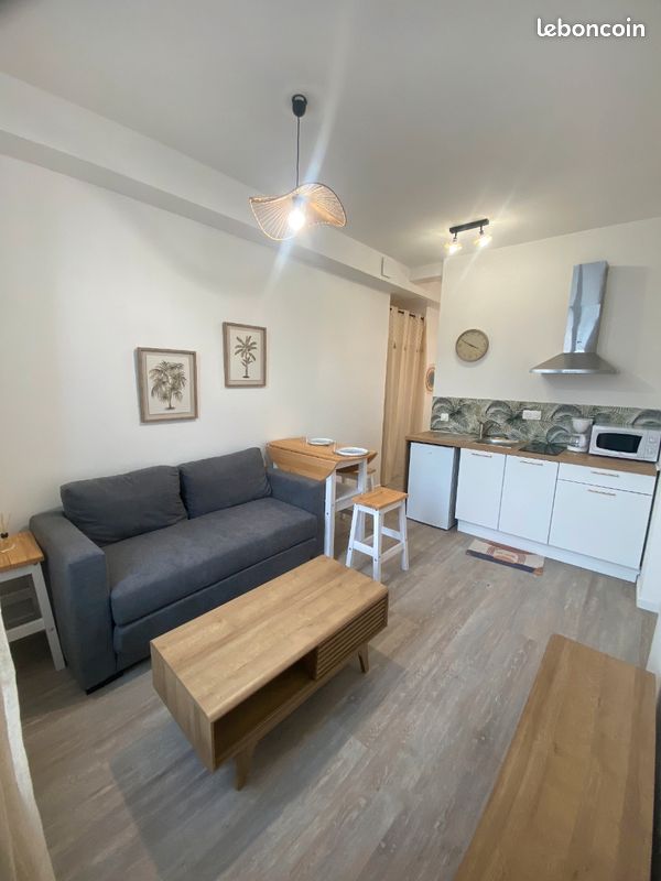 Appartement 1 pièce 22 m² · à Rochefort · 22 m² · 600 €