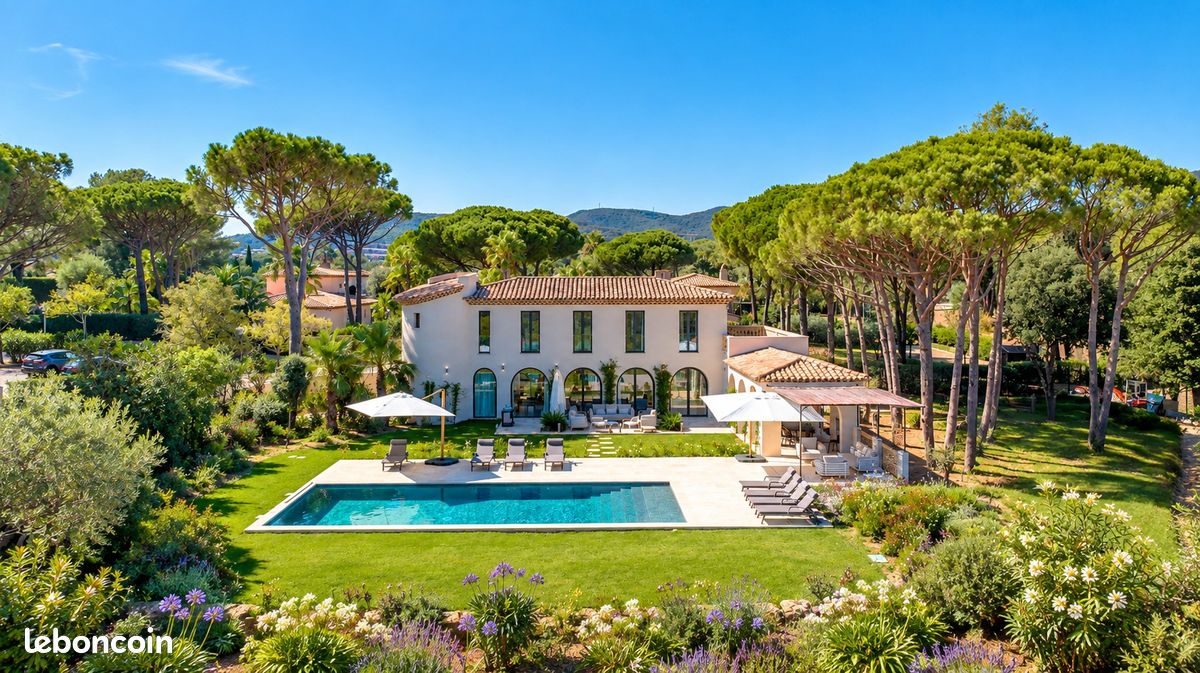Maison 8 pièces 334 m² · à Grimaud · 334 m² · 4 950 000 €