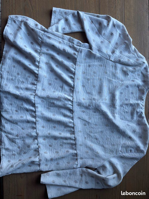 Lot de 10 vêtements femme – taille M + 1 pull Tommy Hilfiger offert 🌸 (image 7)