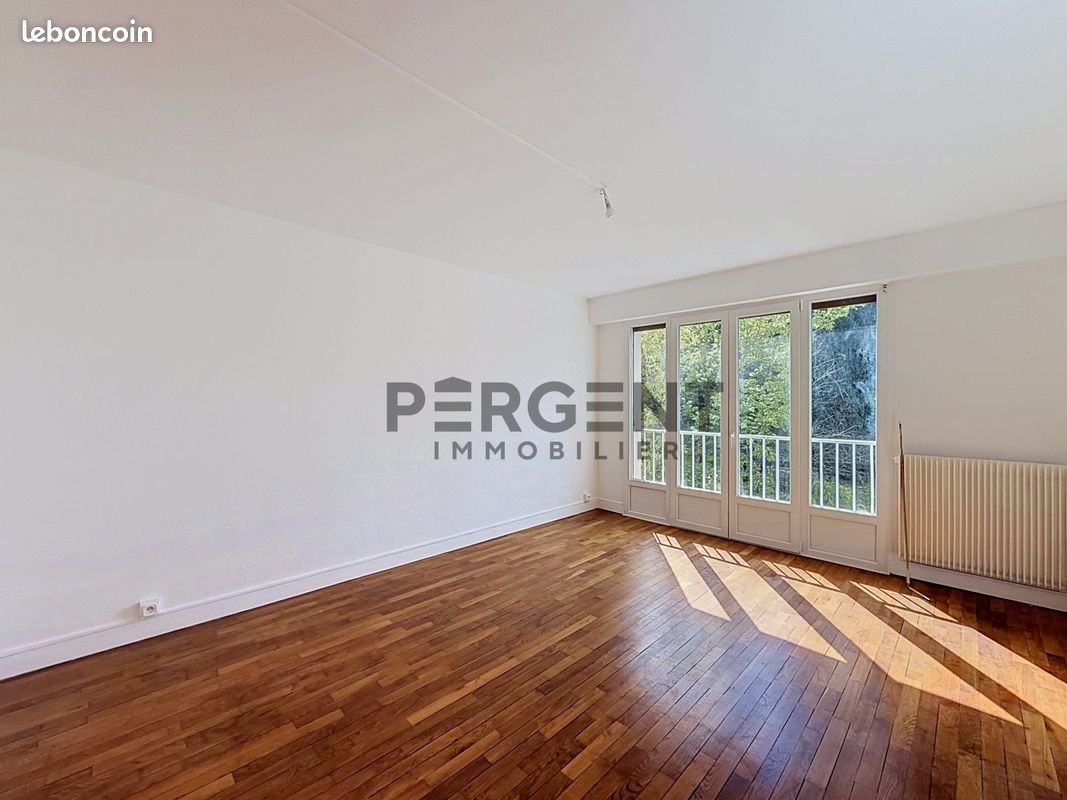 Appartement 2 pièces 46 m² · à Charleville-Mézières · 46 m² · 76 000 €