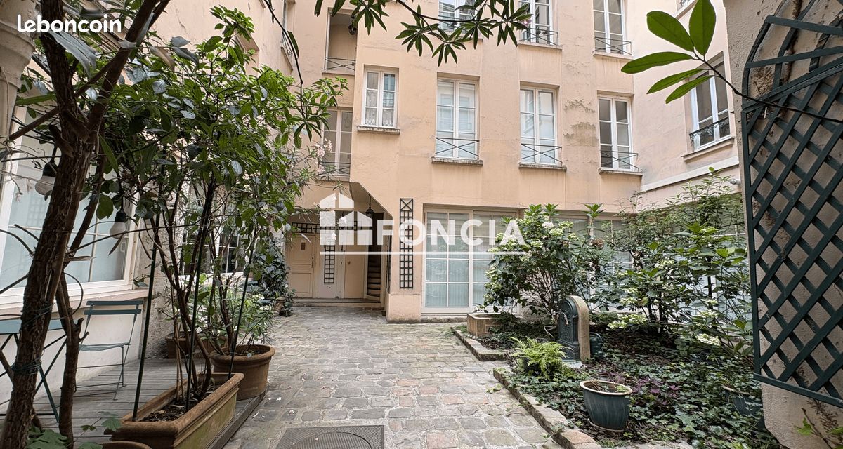 Appartement 2 pièces 42 m² · à Paris · 42 m² · 1 642 €