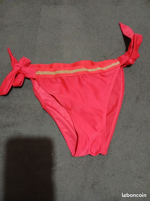 Maillot neuf jamais porté taille S (image 8)
