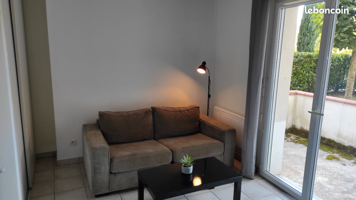 Appartement 1 pièce 21 m² · à Montauban · 21 m² · 450 €