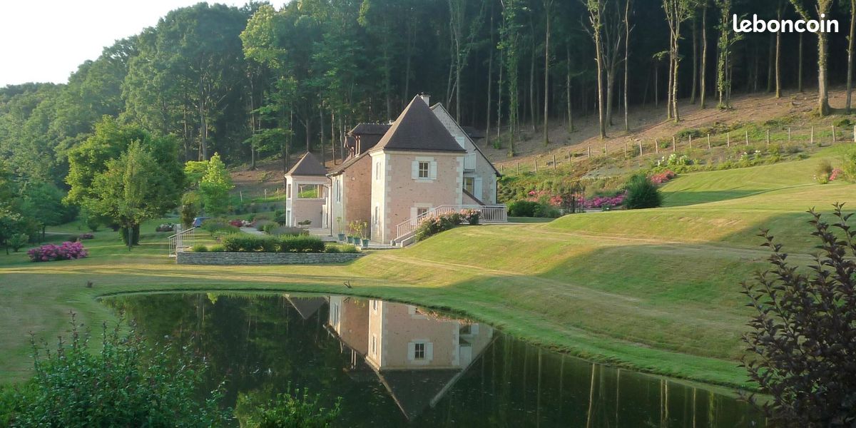 Maison 10 pièces 305 m² · à Nogent-le-Rotrou · 305 m² · 499 000 €
