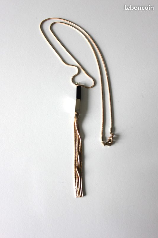 Long collier avec pendentif (bijoux fantaisie) (image 2)