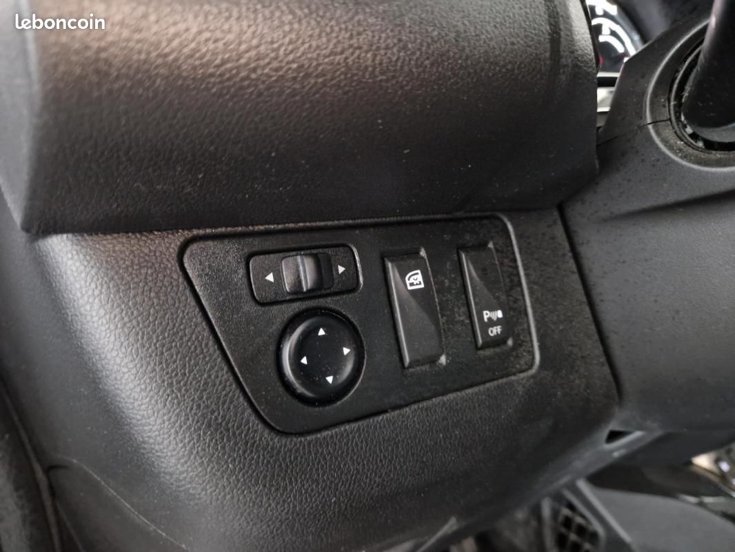 Dacia Spring Expression (image 10)