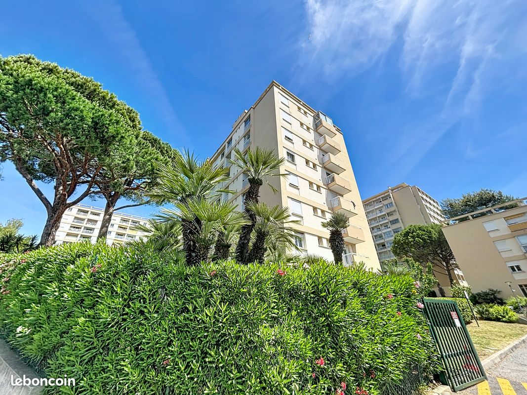 Appartement 3 pièces 65 m² à Antibes