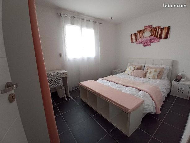 Chambre 1 pièce 12 m²