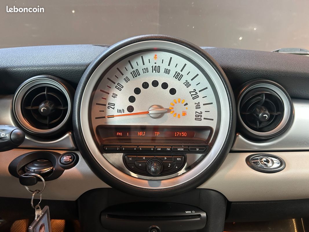 Mini mini 1.6 d 110 cooper - cabriolet - entretien ok - ct ok - radar de recule (image 18)