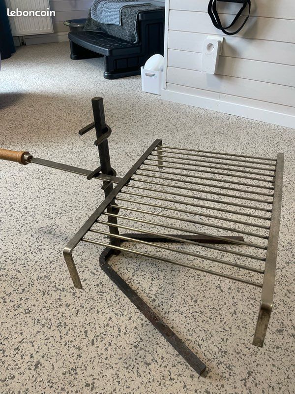 Grille barbecues ou cheminée avec support réglable (image 1)