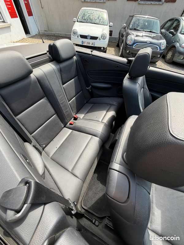 BMW 118i e88 143ch Luxe (image 8)