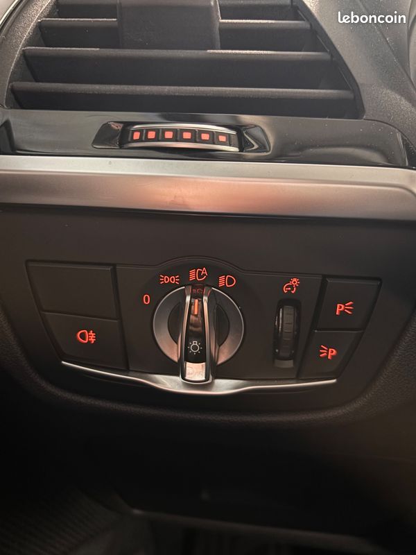BMW X3 2.0 D 190 LOUNGE XDRIVE BVA - ATTELAGE AMOVIBLe (image 24)