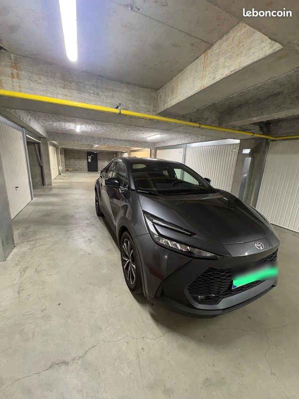 Toyota C-HR Hybrid 1.8 140 ch – 2024 (image 3)