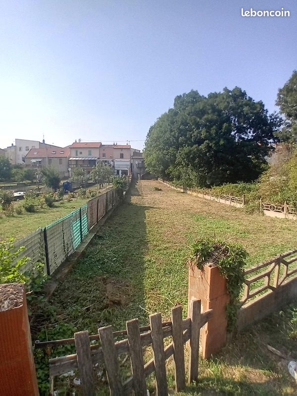 Maison 2 pièces 82 m² · à Brassac-les-Mines · 82 m² · 27 000 €