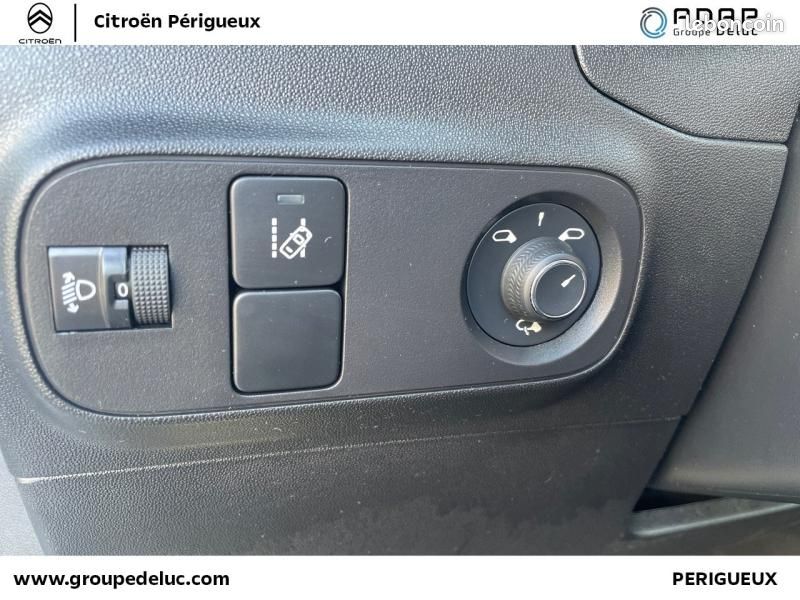 Citroen C3 1.2 PureTech 110ch S&S Shine (image 21)