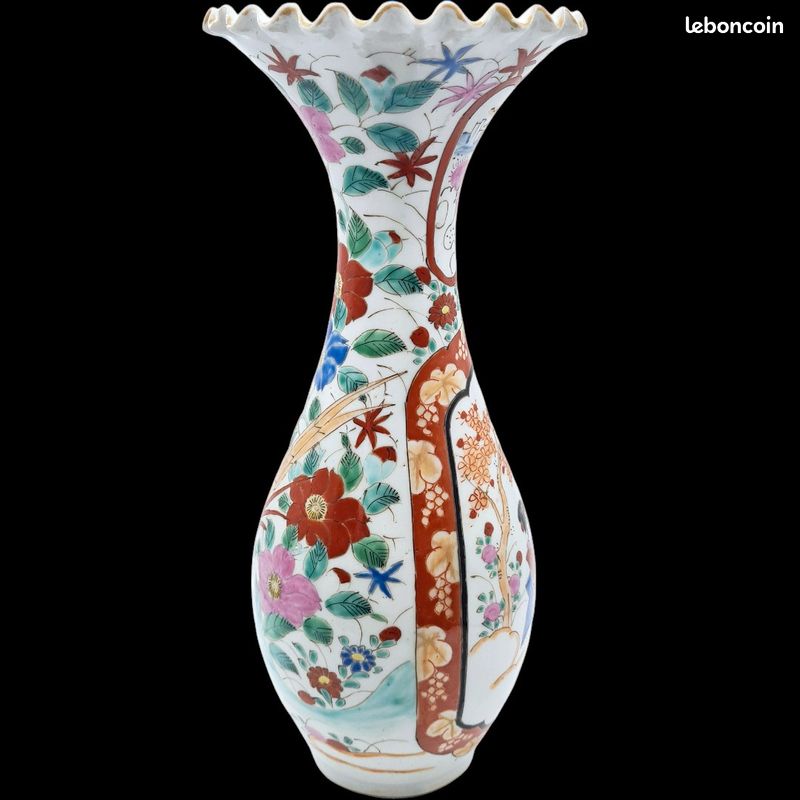 Vase Japonais porcelaine période Meiji (1868-1912) - Samouraï et dame en kimono faisan, fleurs de cerisier, érables rouges, Mont Fuji (image 2)