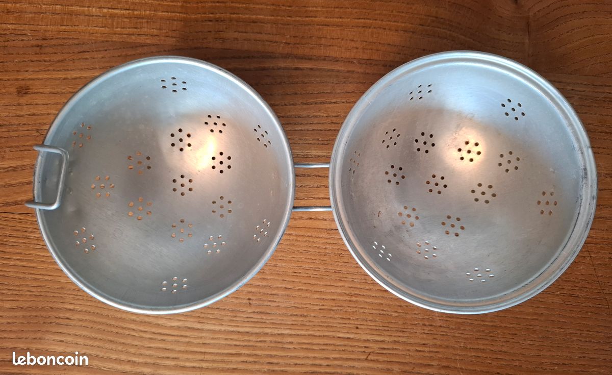 Grosse Boule à Riz En Aluminium Des Années 1950 - Ustensile De Cuisine Artisanal Français