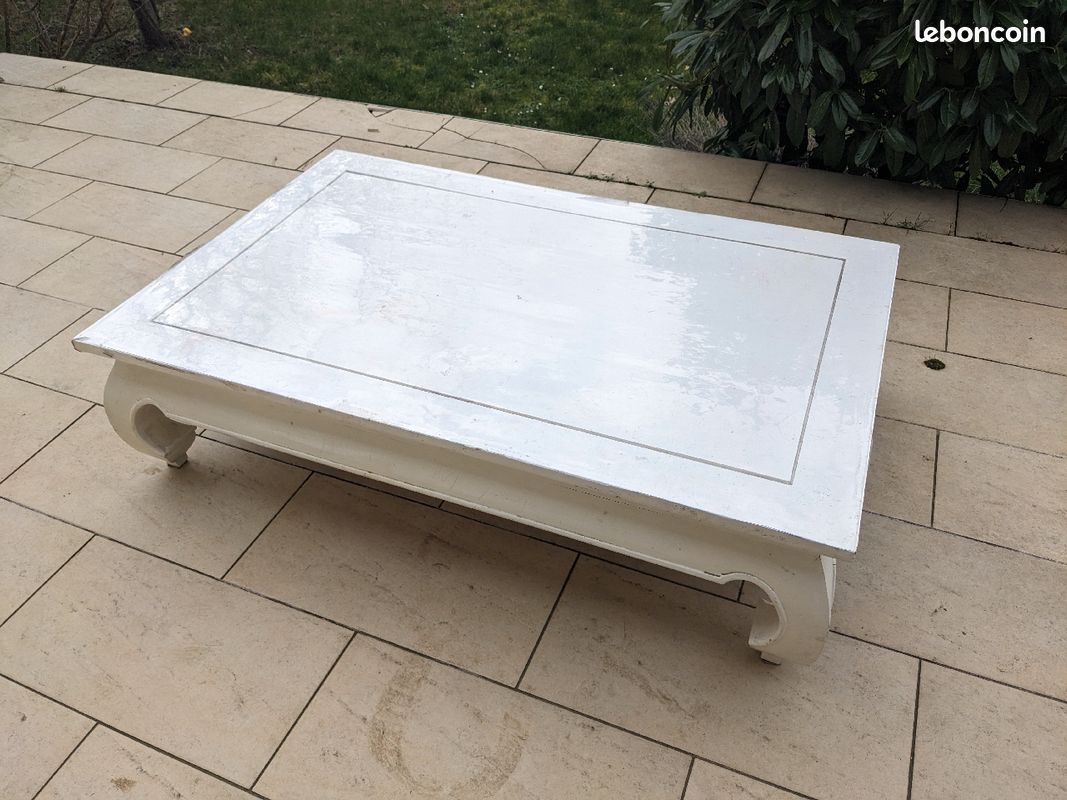 Table basse à opium (image 1)
