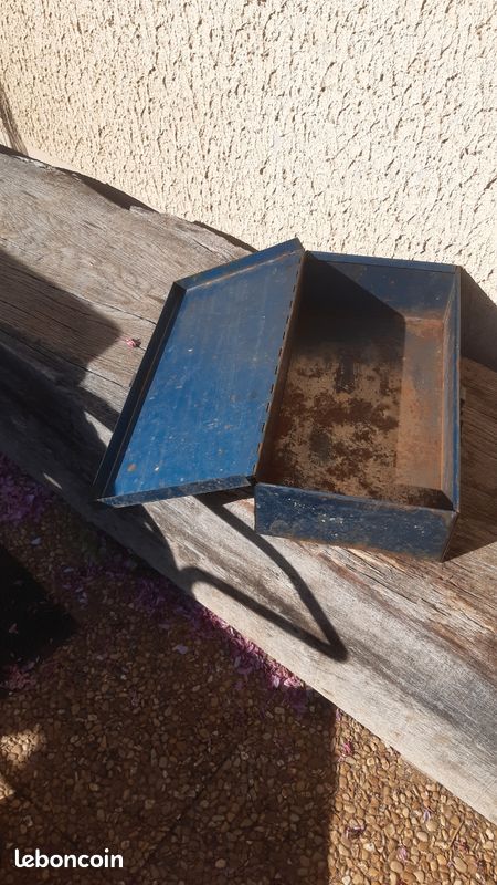 Boite metalique bleu (image 3)