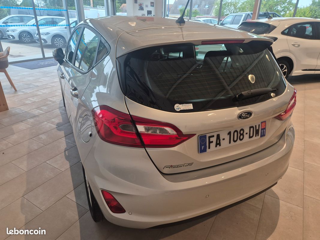 Ford Fiesta 100 CH TREND (image 4)