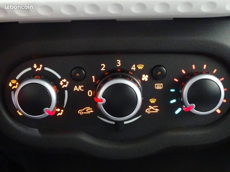 Renault Twingo 0.9 TCe 95ch Zen - 20 (image 17)