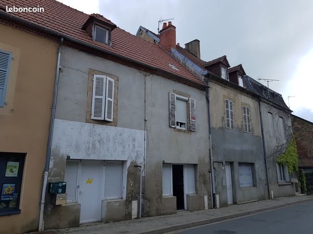 Maisons de ville à Marcillat 03420