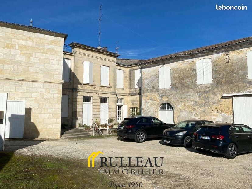 Maison 13 pièces 311 m² · à Blaye · 311 m² · 254 000 €