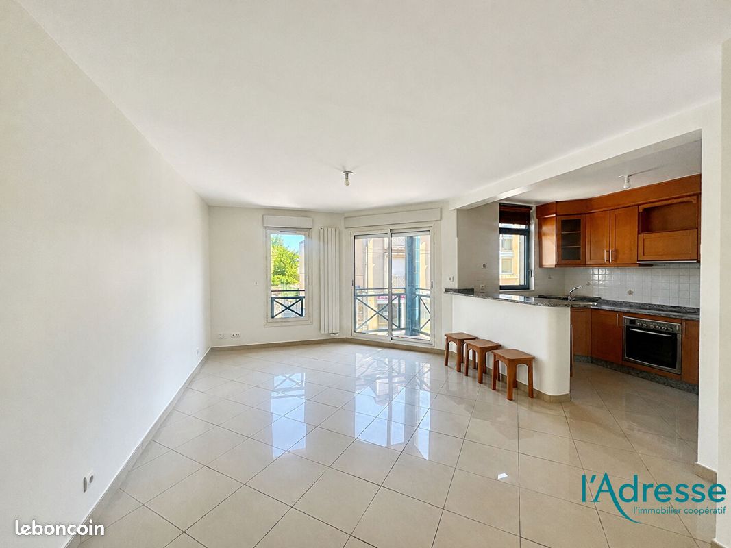 Appartement 2 pièces 44 m² · à Chilly-Mazarin · 44 m² · 165 000 €