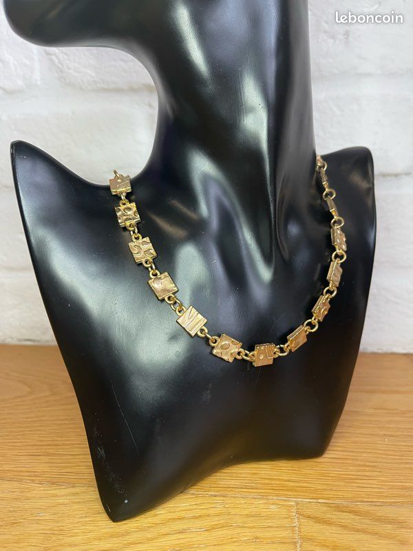Collier Vintage Biche De Bere Signes Du Zodiaque - Pièce Unique N°10/147