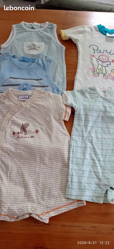 Lot de 4 combi-shorts et une gigoteuse (image 1)