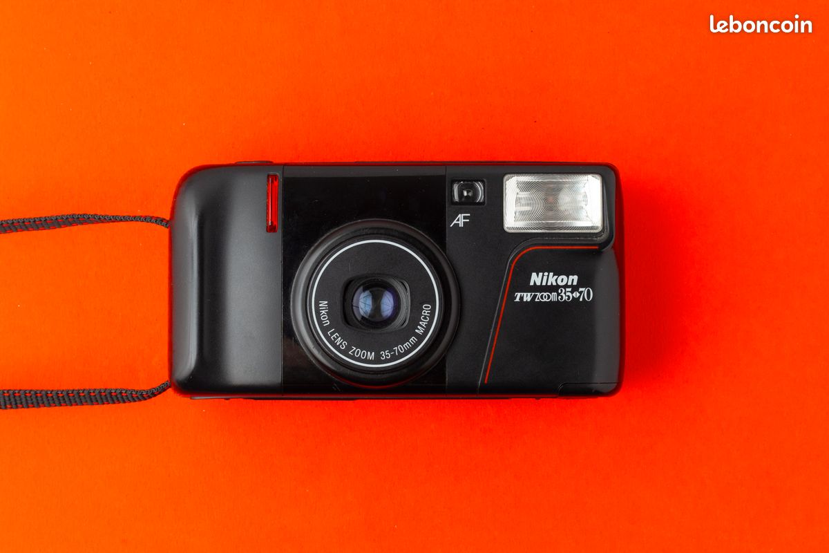 Appareil Photo Nikon TW ZOOM 35-70 AF Compact - Occasion Bon état - Noir