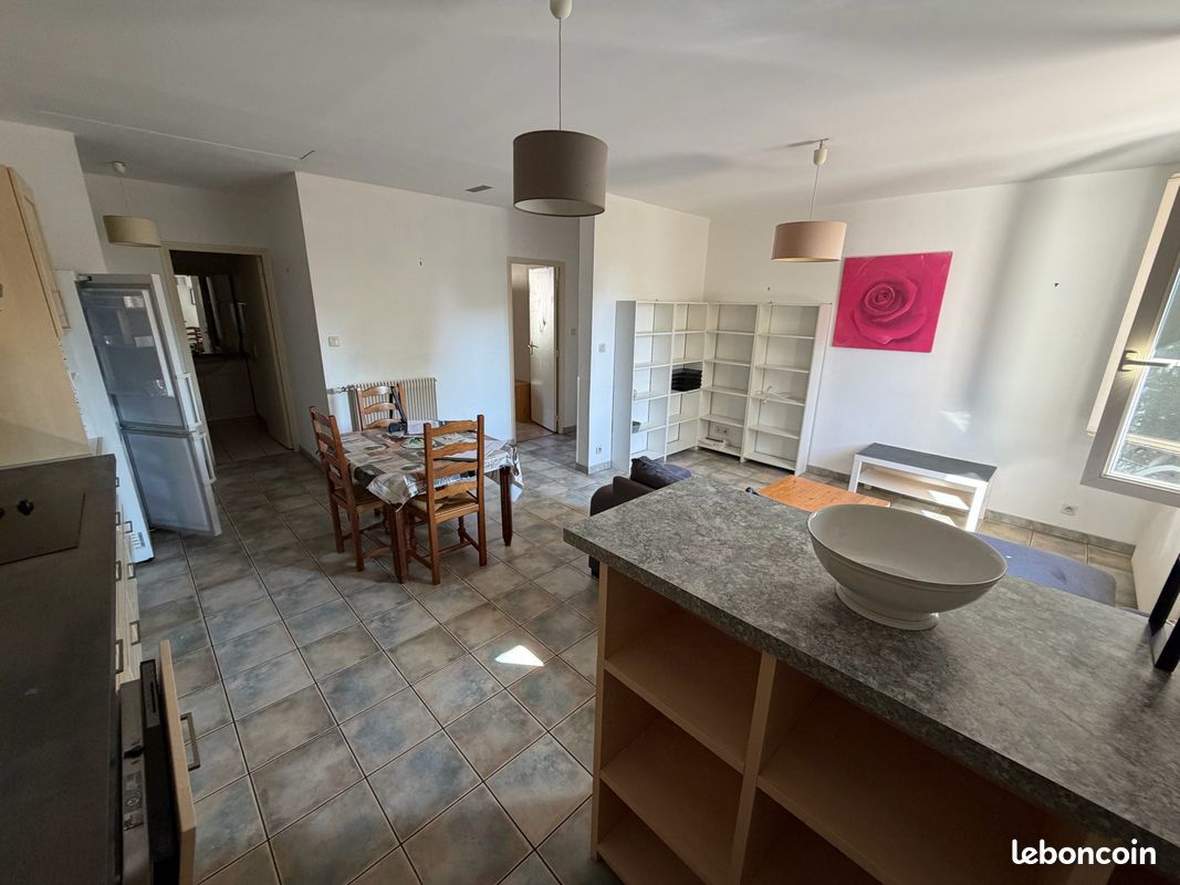 Appartement 3 pièces 63 m² · à Châtellerault · 63 m² · 650 €/mois
