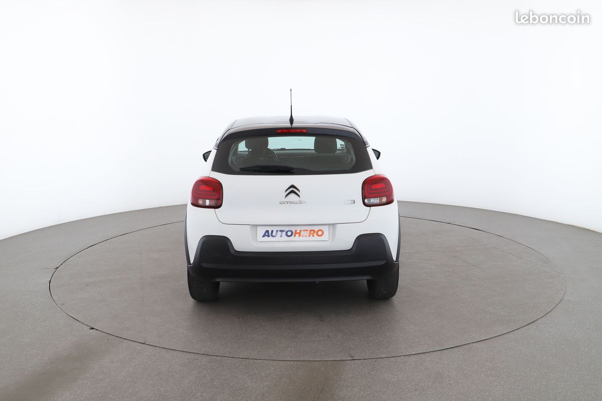 Citroen C3 1.2 PureTech Shine 82 ch (image 12)