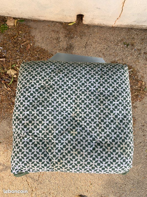 4 coussins de chaises kaki et blanc (image 6)