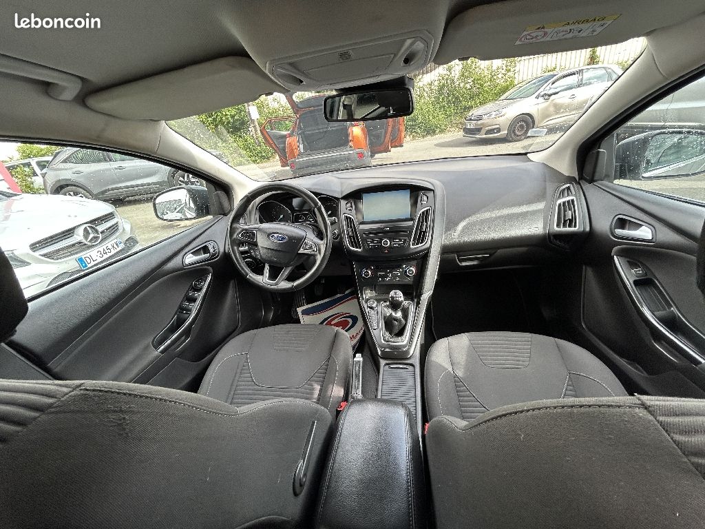 Ford Focus 1.0 EcoBoost 100 SetS 99g Trend (image 7)