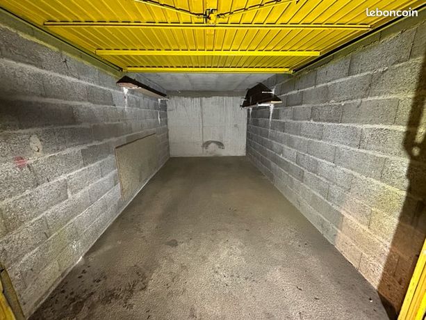 Box à louer dans résidence sécurisée - CERGY PREFECTURE