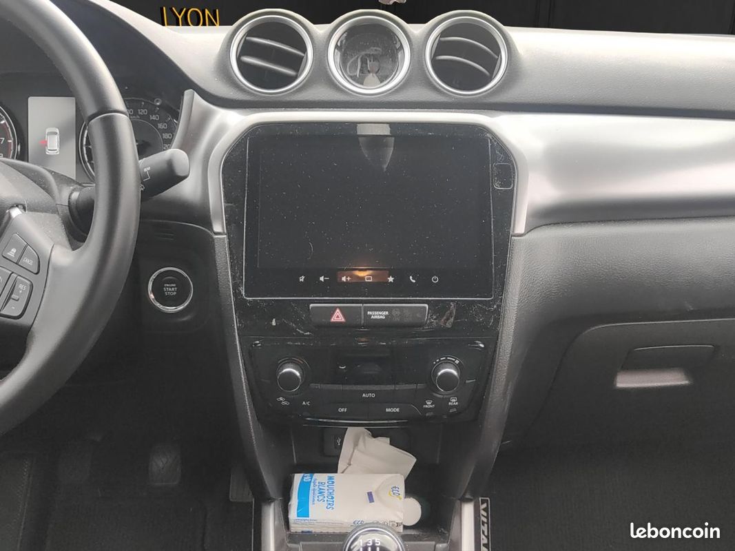 SUZUKI VITARA 1.4L MILD HYBRID PHASE 3 - 110cv - EN PARFAIT ETAT - ENTRETIEN SUZUKI - 1ère MAIN (image 14)