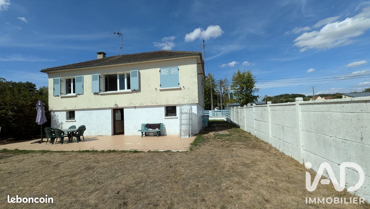 Maison 4 pièces 70 m² · à Fleury · 70 m² · 225 000 €