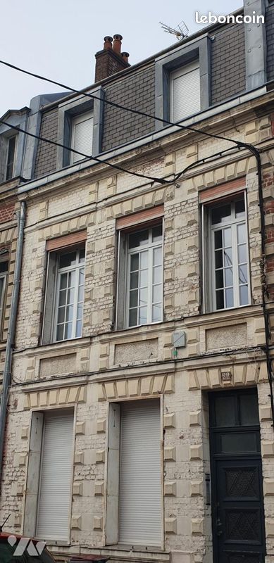 Appartement 1 pièce(s) 20 m²à louer Saint-quentin