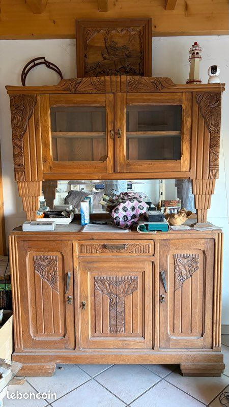 Buffet deux corps en chêne massif sculpté – Style Art Déco / années 40-50 (image 1)
